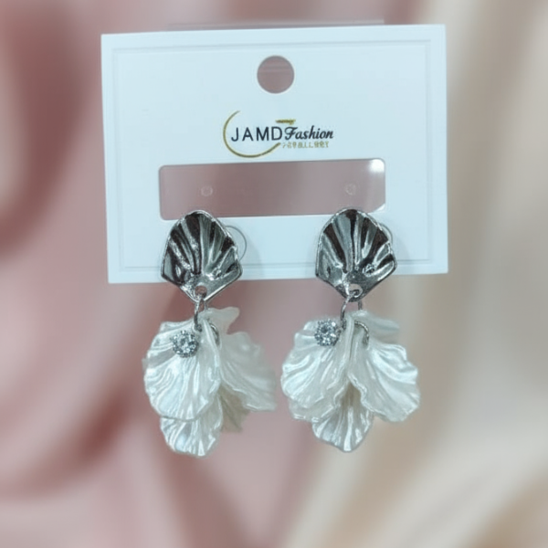 Elegant White Resin Petal Dangle Earrings - Bridal Flower Drop Statement Jewelry (1 Pair)